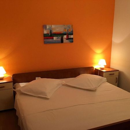 Apartments Antisa - With Playground Tučepi Zewnętrze zdjęcie